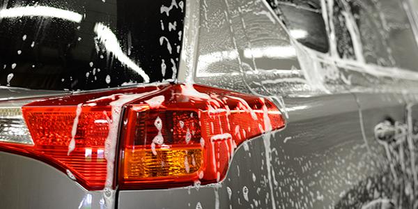 Tvätt och klossning bil - bilvård hos Waxdepån